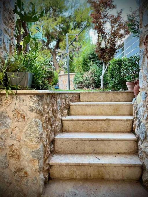 Ένας Ευχάριστος Χώρος Με Πισίνα Villa Pórto Ráfti Exteriör bild